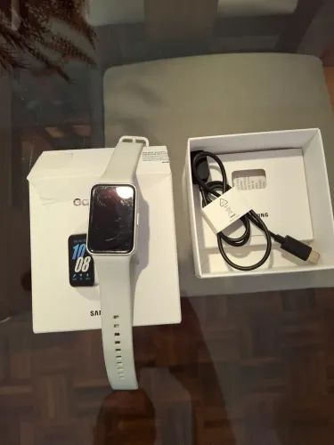 SmartWatch Relógio Samsung Galaxy Fit 3 com defeito 