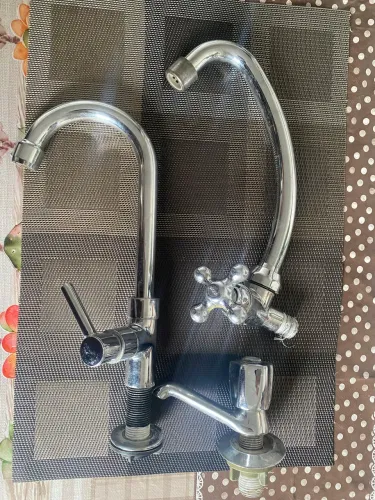 Kit com 3 Torneiras Cromadas Usadas - Cozinha / Pia / Tanque