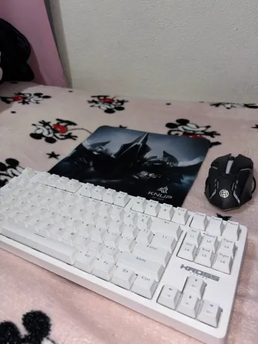 teclado gamer + mouse