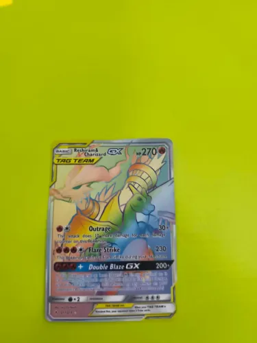 Carta pokémon Reshiram $ Charizard rara