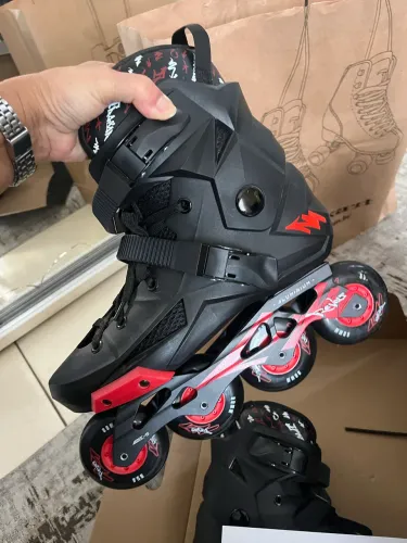 Patins Traxart Revolt