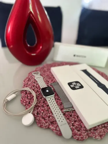 Apple Watch SE 2ª Geração 40mm | 90% Bateria