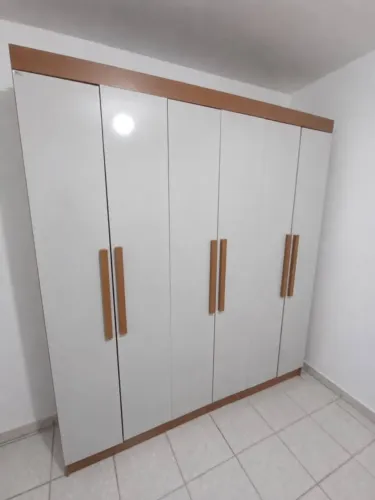 Venda de móveis e utensilios