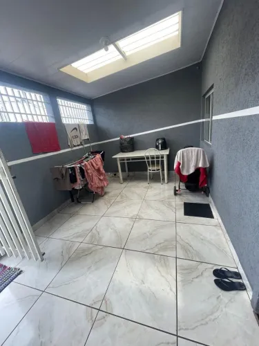 CASA À VENDA - SÃO JOSÉ DOS PINHAIS/PR