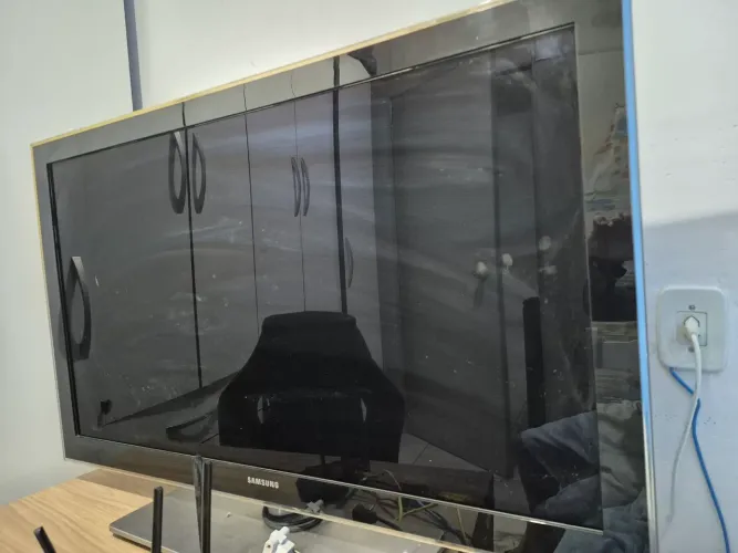 Tv samsung 46 polegas