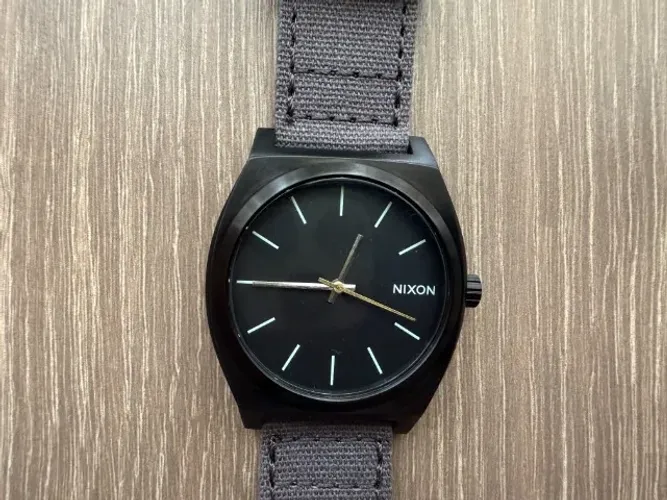 Relógio Nixon Time Teller