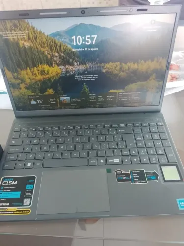 Notebook Positivo 8GB RAM - Novo, com Carregador - Meses de Uso