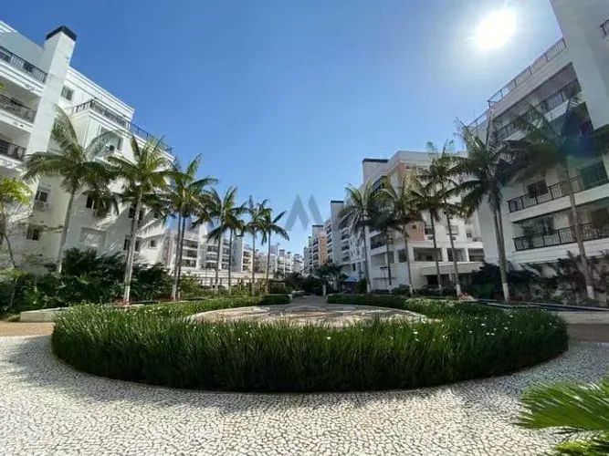 Apartamento para Locação em Florianópolis, Abraão, 2 dormitórios, 2 suítes, 3 banheiros, 2