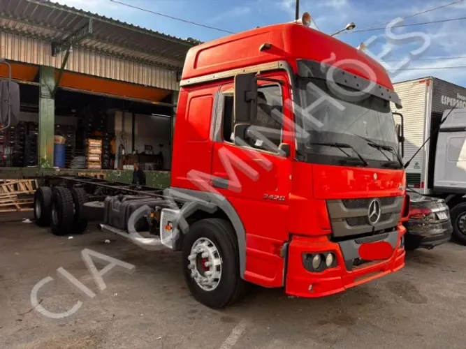 MB ATEGO 2426 ANO 2014 NO CHASSIS DE 8,30M
