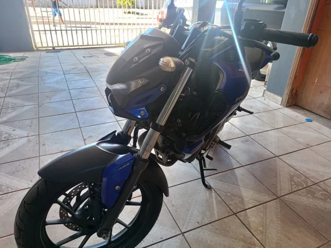 Vendo ou troco fazer Z15 ABS