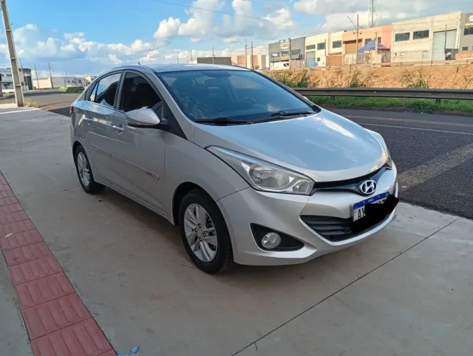 Hyundai HB20S Premium 1.6 Flex 16V Aut. 4P 2015