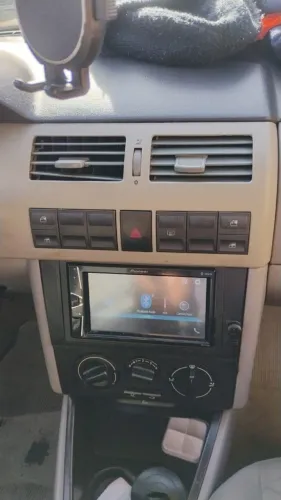 Volkswagen Gol Geração III Plus 1.0 MI 16V Gasolina Mec. 2P 2001