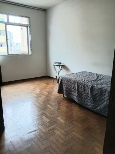 Vaga de quarto no centro BH, localização privilegiada 