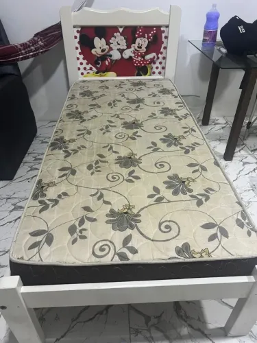 Cama solteiro 