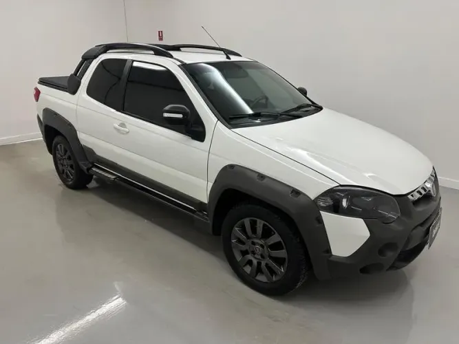 Fiat Strada Adventure1.8/ 1.8 Locker Flex CD 2019