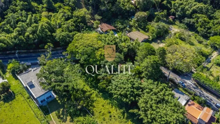 Terreno 27.500 m² com casa, piscina e mata nativa - Ratones, Florianópolis - R$ 2.700.000