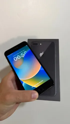 IPhone 8 Plus 64GB Preto - IMPECÁVEL - Bateria 100%