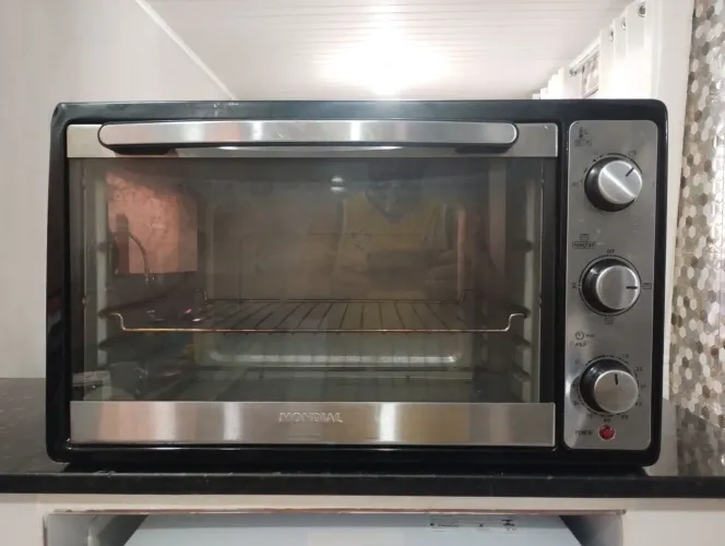 Forno elétrico Mondial 50 litros.