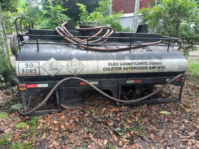 Tanque Óleo Usado