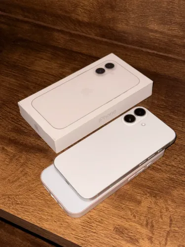 iPhone 16