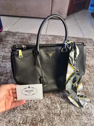 Bolsa Prada saffiano
