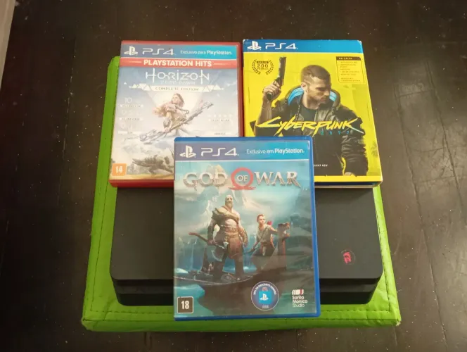 PlayStation 4 usado