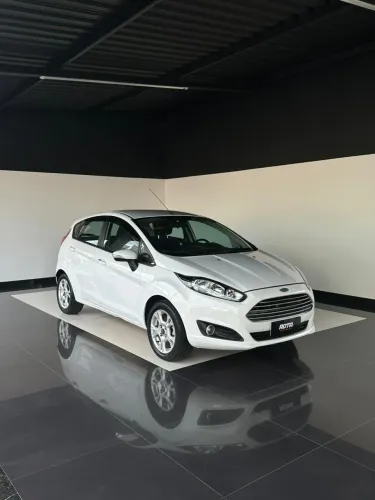 Ford Fiesta SE 1.6 Powershift Aut. 2016