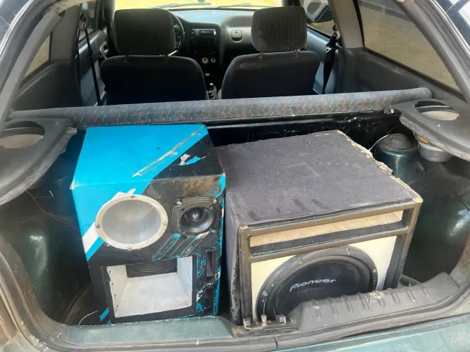 Som automotivo