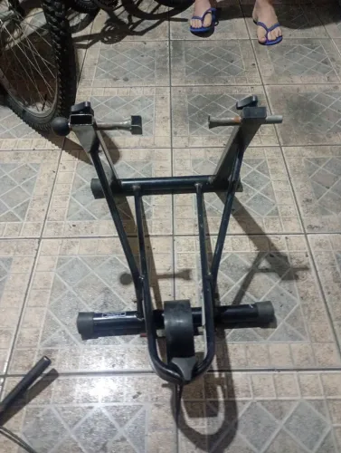 Vendo rolo de treino cm inclinação novo 200$ entrego vila velha