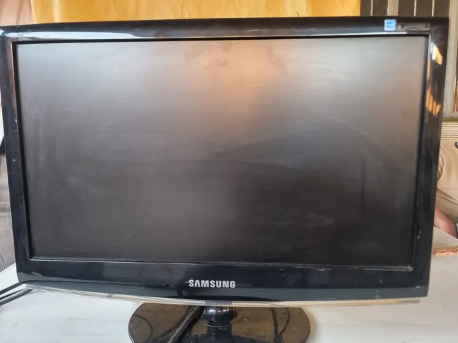 Monitor Samsung 19"