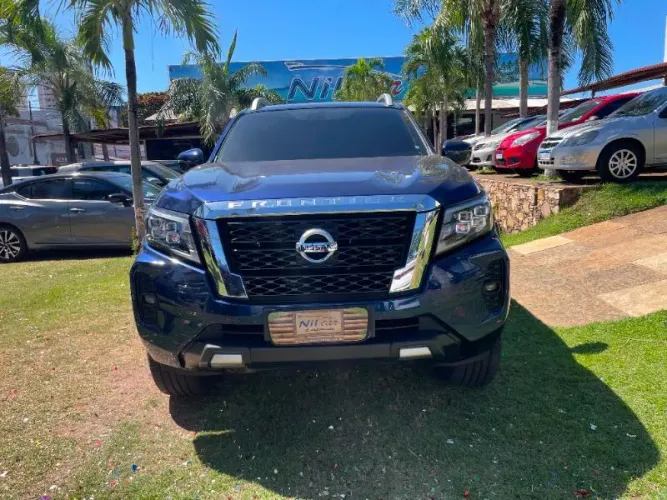 Nissan Frontier XE CD 4X4 2.3 Bi-TB Diesel Aut. 2023