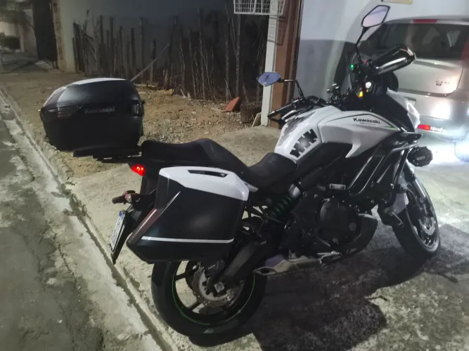 Venda Kawasaki versys 650.