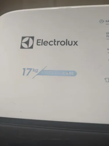 Máquina de Lavar Electrolux 17kg - Essential Care