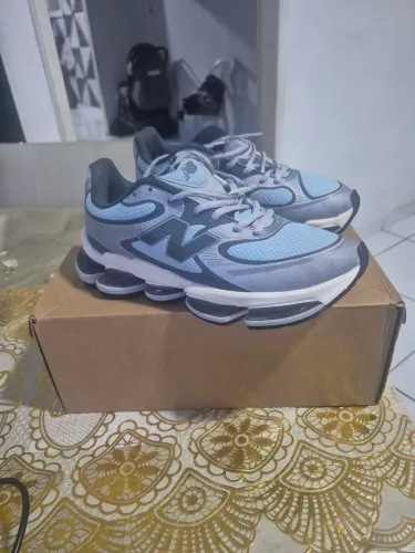 Sapatos NB