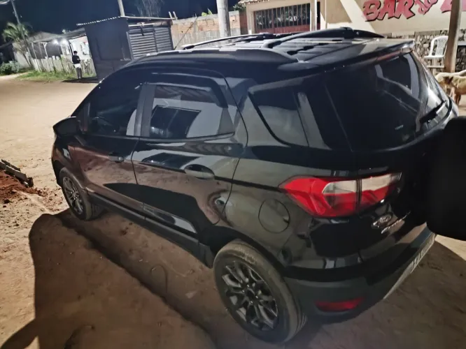 Ford Ecosport Freestyle 2.0 16V Flex 5P Aut. 2015