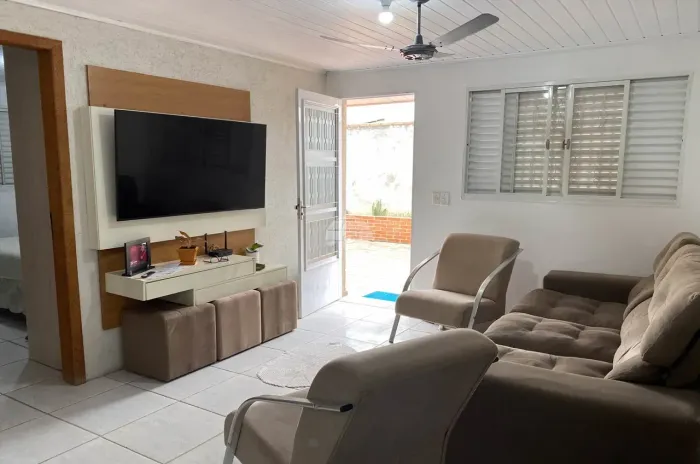 Casa Residencial para Venda com 3 quartos no Bairro Guatupê - São José Dos Pinhais