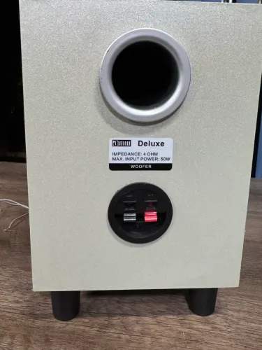 Woofer 6?com box 50watts de graves na promoção só 99,99
