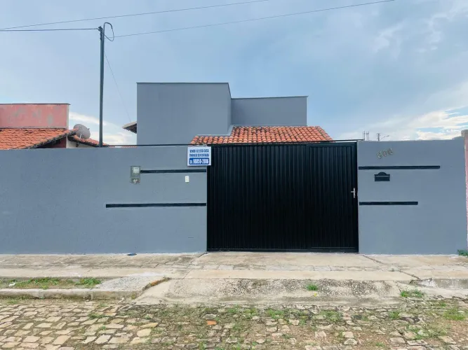 Casa à Venda - PARQUE DAS ESTRELAS, Campo Maior