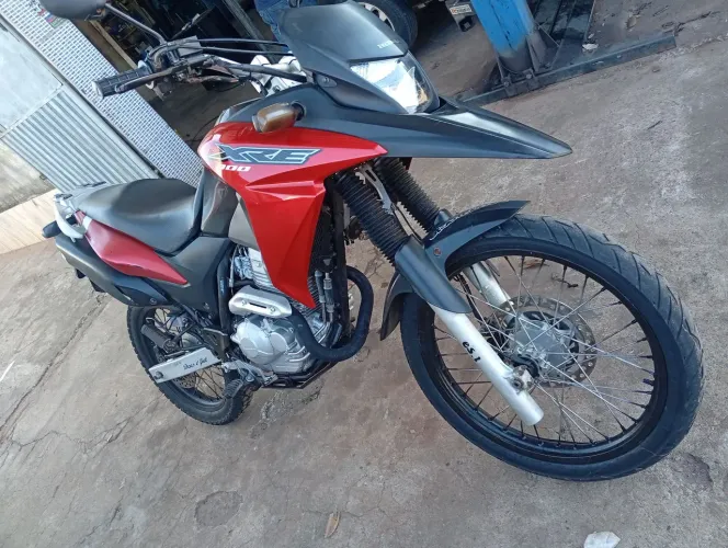Vendo Honda XRE 300 Ano 2016