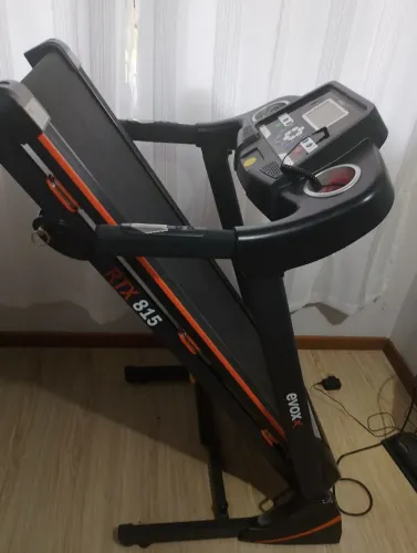 Esteira ergométrica elétrica Evoxx RTX 815 semi profissional