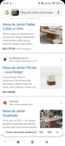 Mesa de Jantar 6 Lugares em Madeira com Prato Giratório - Impecável