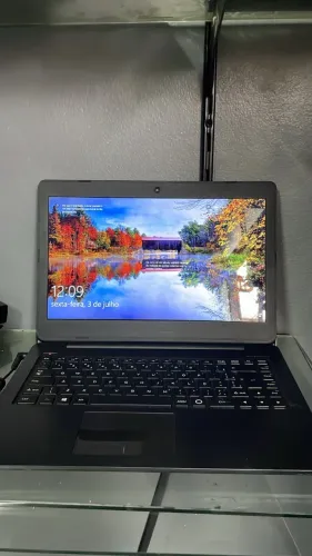 Notebook Positivo seminovo
