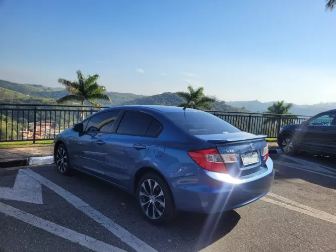 Honda Civic Sedan LXR 2.0 Flexone 16V Aut. 4P 2015