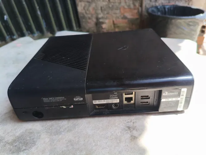 Troco por bike Xbox 360 está sem o controle mas funciona perfeitamente,negócio também