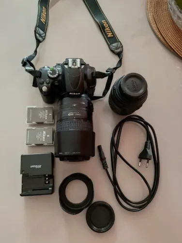 Câmera Nikon D5000 + Lentes (Para reparo ou peças)