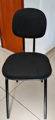Cadeira de escritório preta