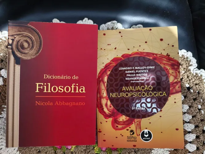 Livro de Avaliação Neuropsicólogica e Dicionário de Filosofia