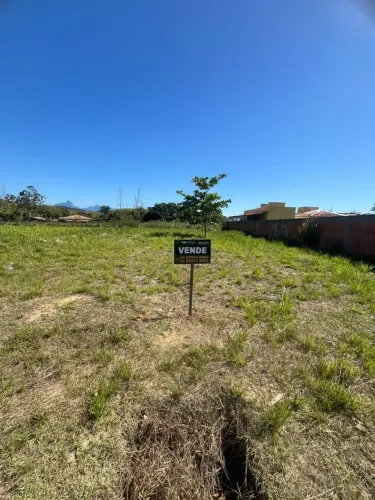 VENDE-SE TERRENO  QUINTAS DA SERRA