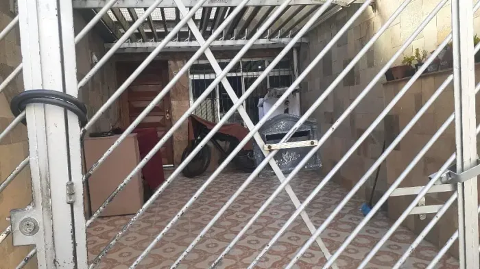 Sobrado para venda tem 111 metros quadrados com 4 quartos em Pari - São Paulo - SP