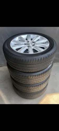 Vendo rodas do Azera com pneus novos 